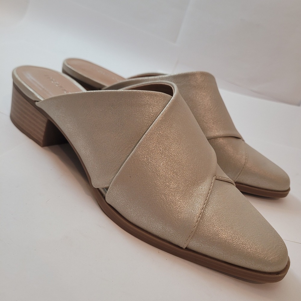 Maurices Isabel Low Heeled Mule Women Champagne Gold Metallic Pointed Toe 8M